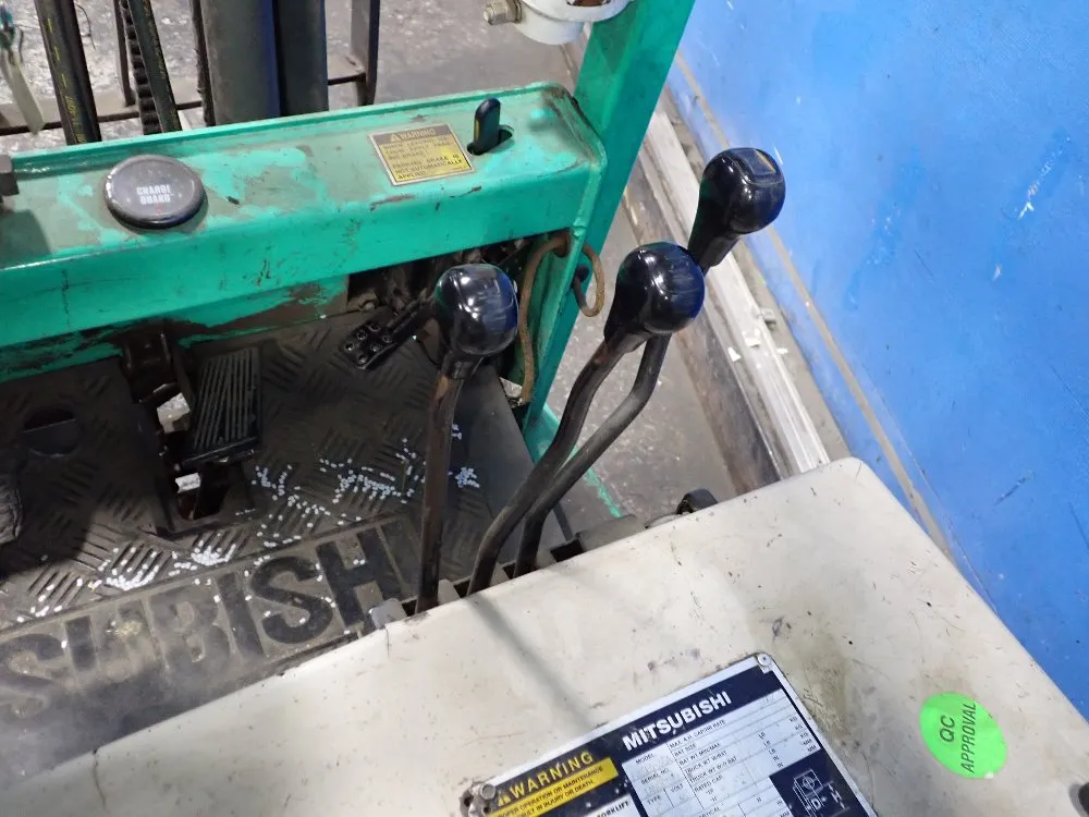 Mitsubiehi 3000 Lbs Electric Forklift - Fbs15-36a