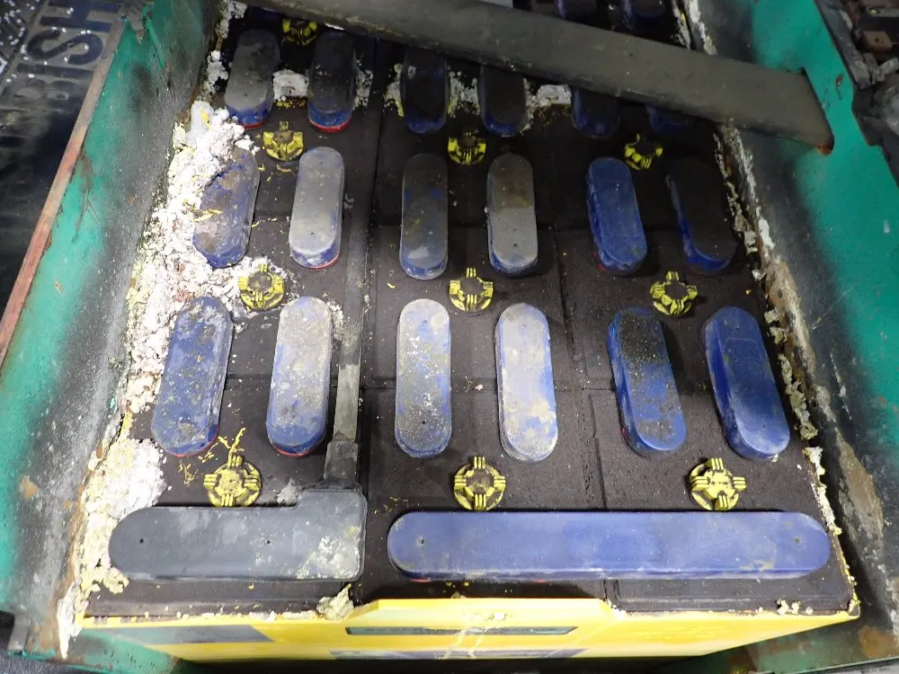 Mitsubiehi 3000 Lbs Electric Forklift - Fbs15-36a