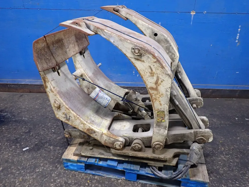 Cascade 7700 Lbs Forklift Clamp - 77f14301