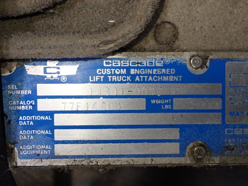 Cascade 7700 Lbs Forklift Clamp - 77f14301