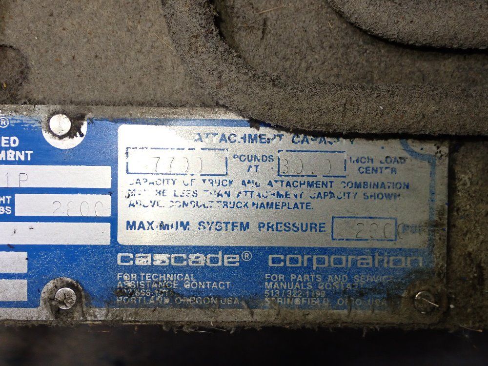 Cascade 7700 Lbs Forklift Clamp - 77f14301