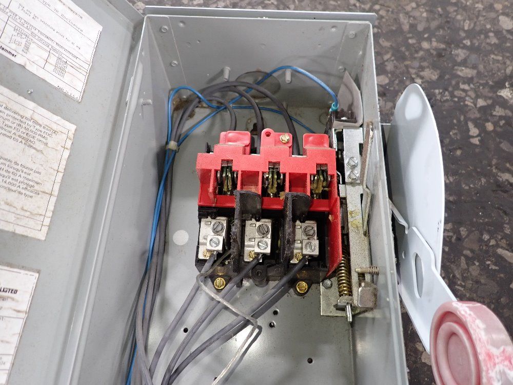 Eaton 30 Amp Non-fusible Disconnect - Dh361urk