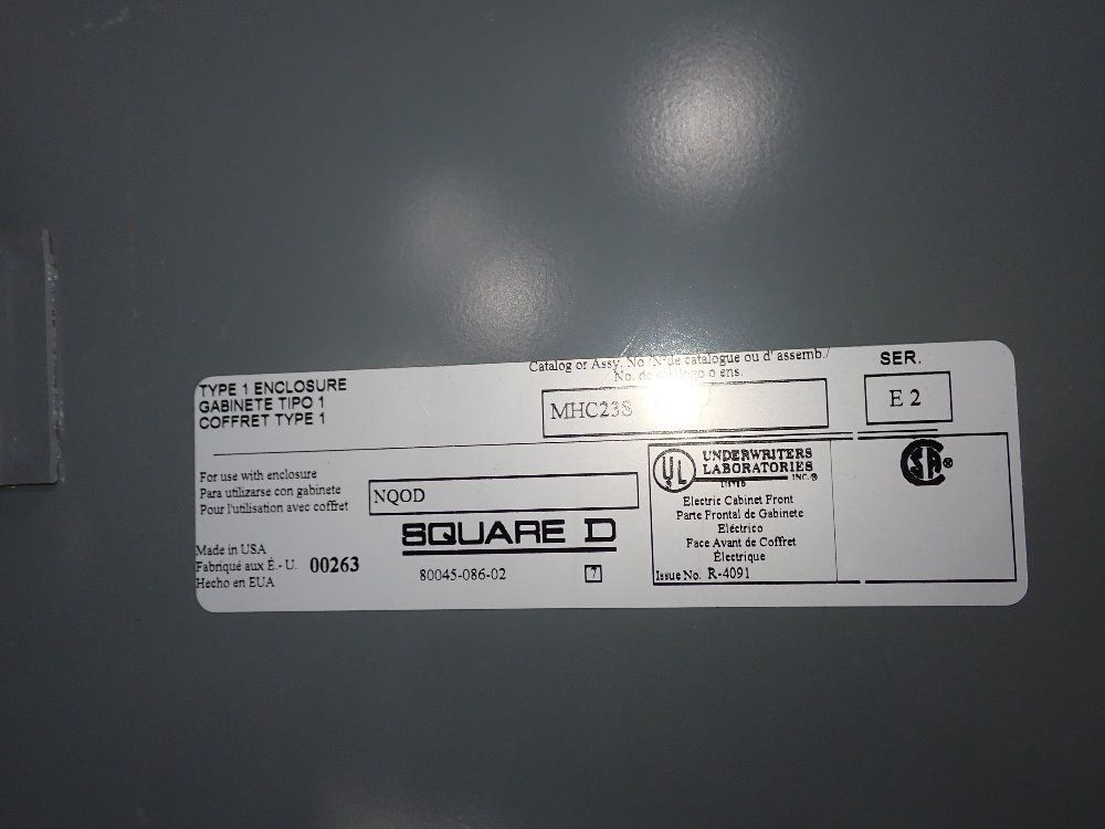 Square D 100 Amp Circuit Breaker - Nqod20l100