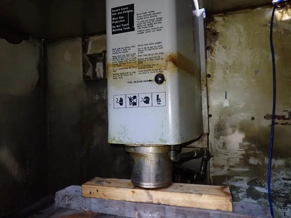 Haas 12" X 28 1/2" Cnc Vmc - Minimill