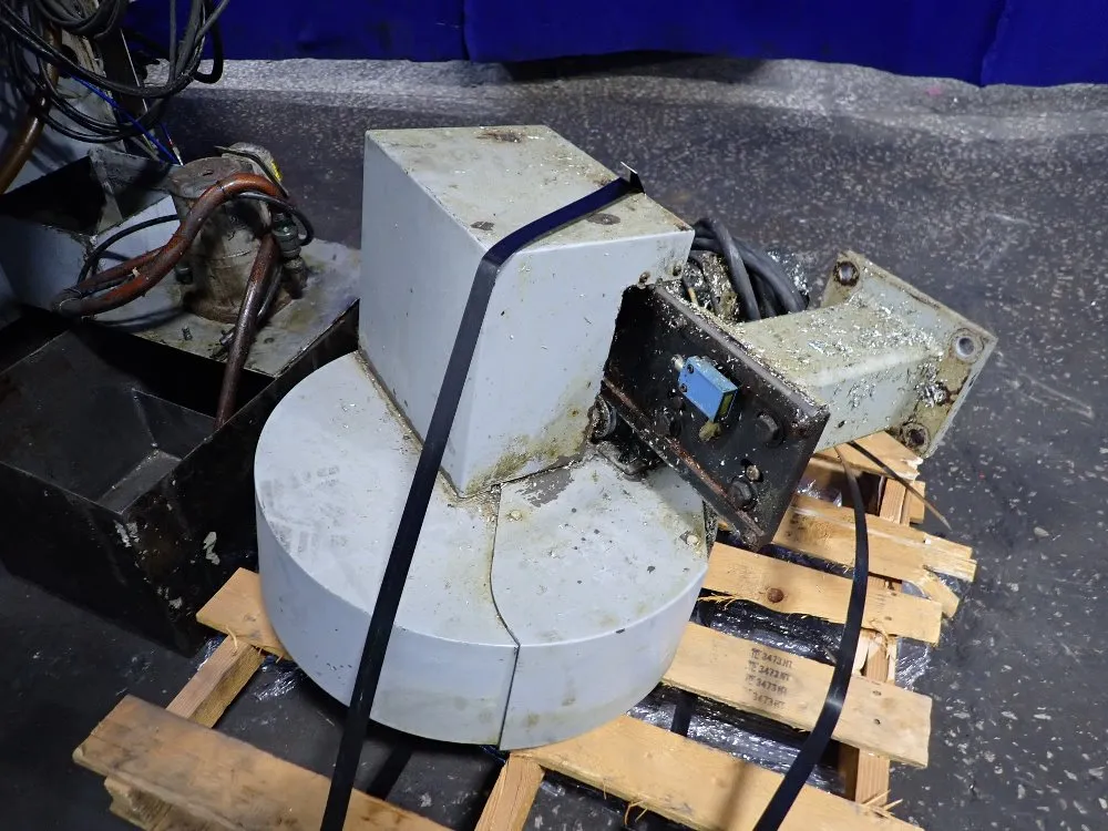 Haas 12" X 28 1/2" Cnc Vmc - Minimill