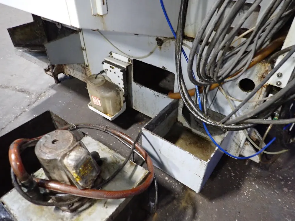 Haas 12" X 28 1/2" Cnc Vmc - Minimill