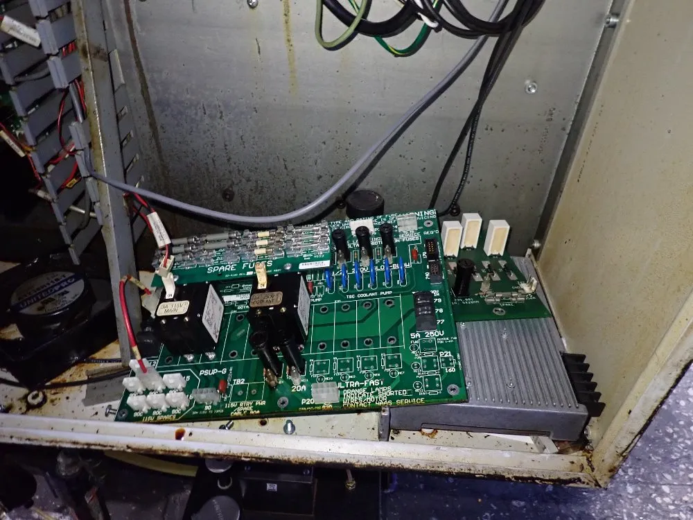 Haas 12" X 28 1/2" Cnc Vmc - Minimill