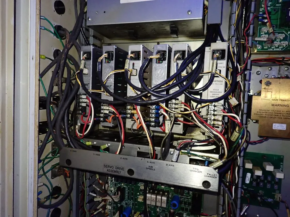 Haas 12" X 28 1/2" Cnc Vmc - Minimill