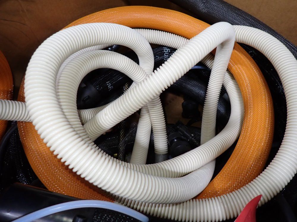 Hoses / Cables