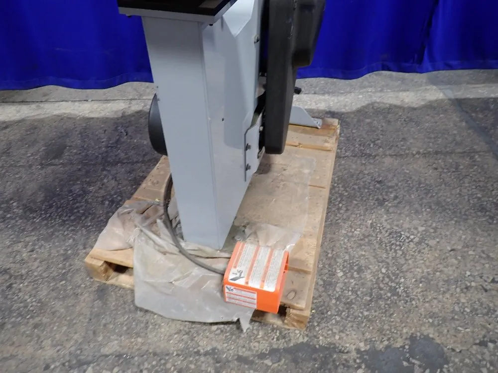 Deluxe Stitcher 3/4 Hp Sewing Machine - M30-ast-7/8