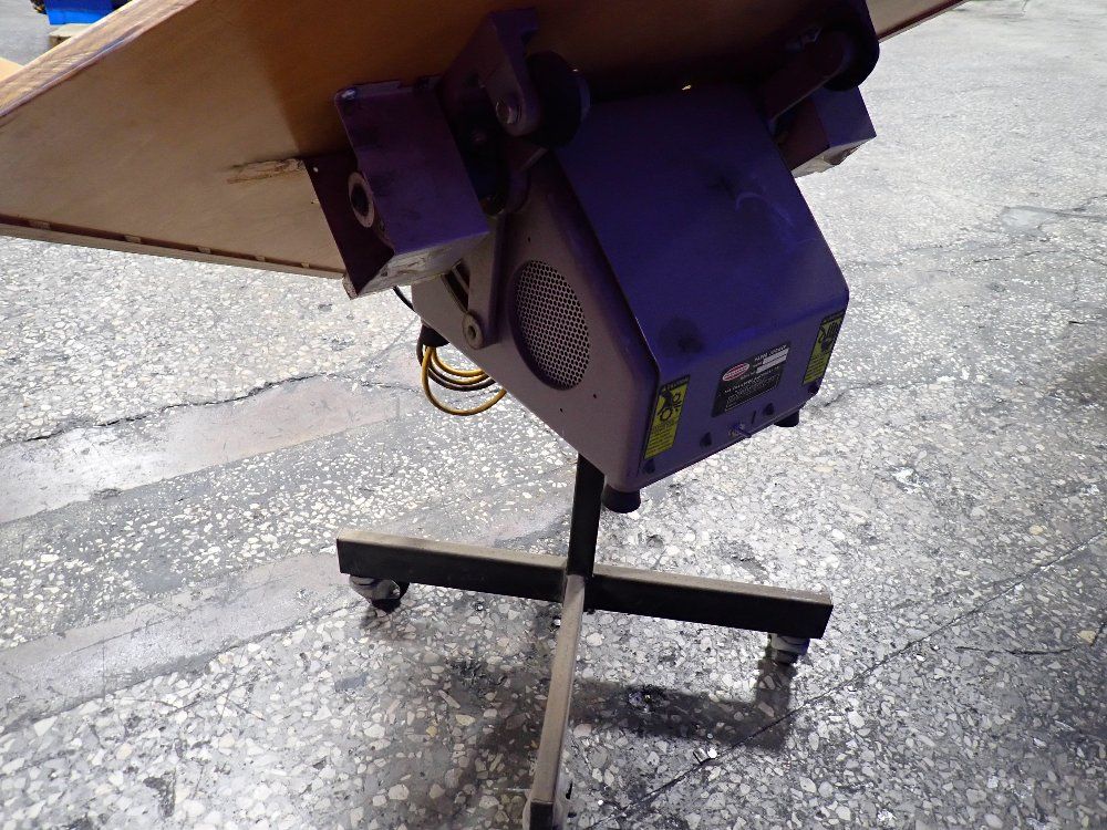 Challenge 40"x28" Paper Jogger - A