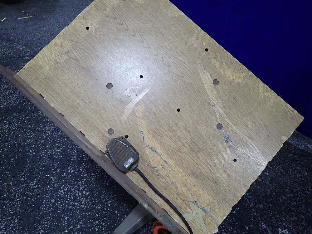 Challenge 36"x24" Paper Jogger