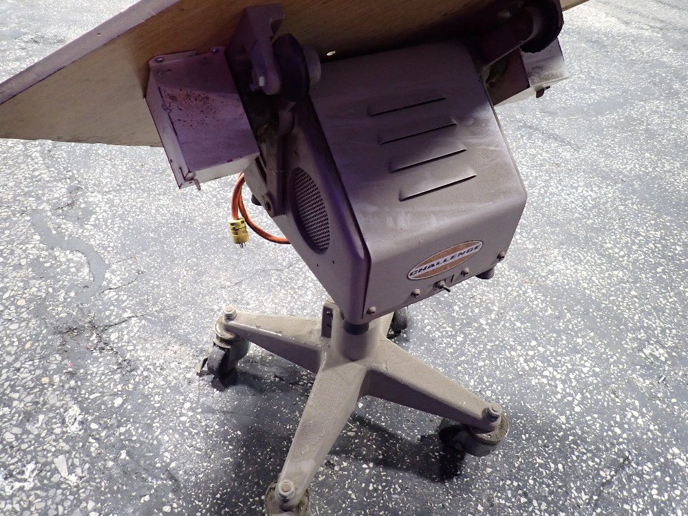 Challenge 36"x24" Paper Jogger