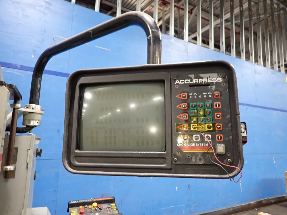 Accurpress 60 Ton X 72" Press Brake - 7606