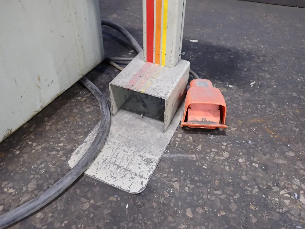 Accurpress 60 Ton X 72" Press Brake - 7606