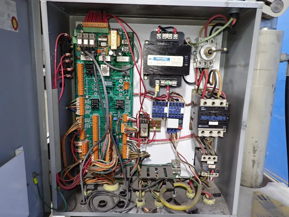 Accurpress 60 Ton X 72" Press Brake - 7606