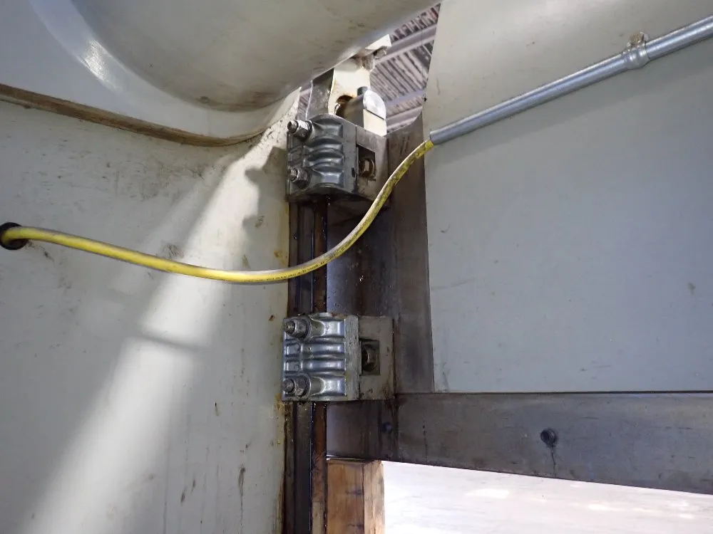 Accurpress 60 Ton X 72" Press Brake - 7606