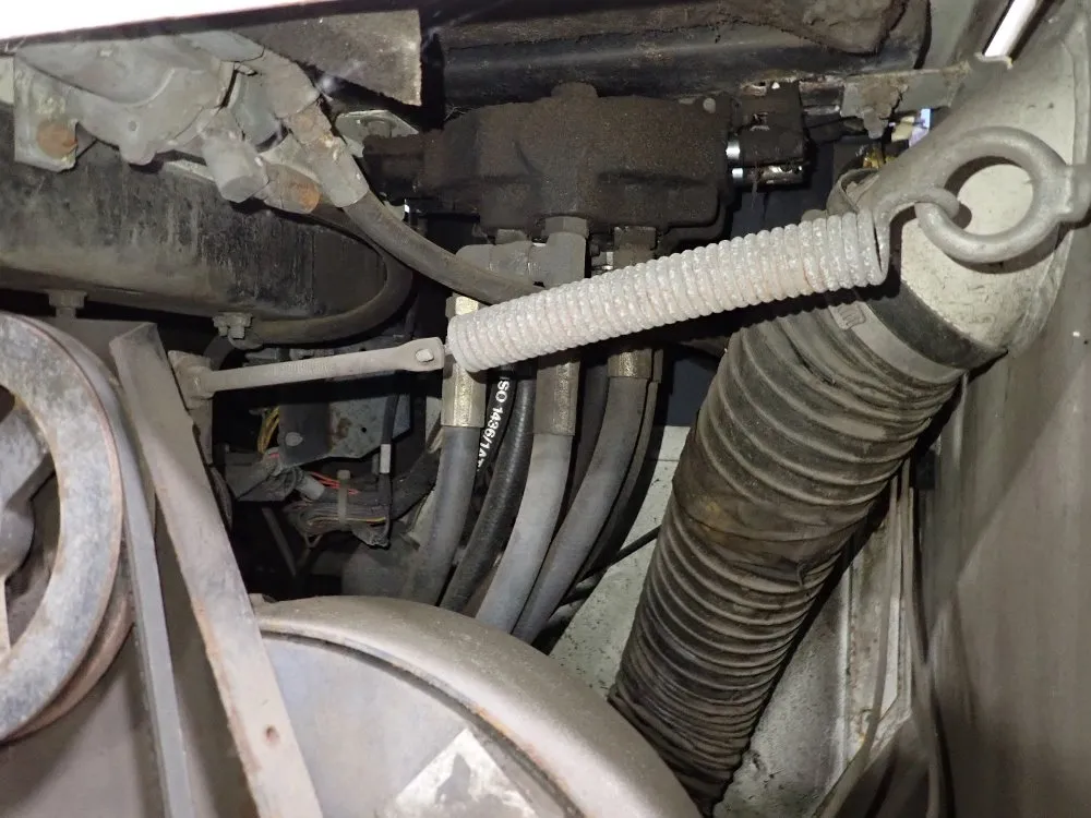 Tennant 51" Floor Scrubber - 527 Series-2