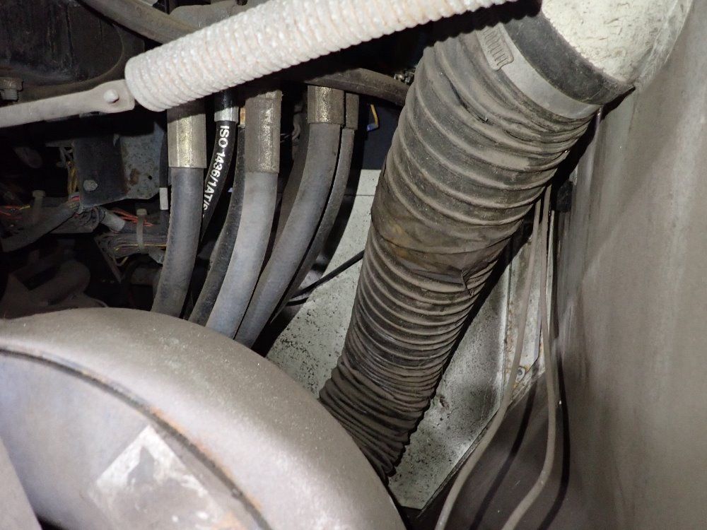 Tennant 51" Floor Scrubber - 527 Series-2