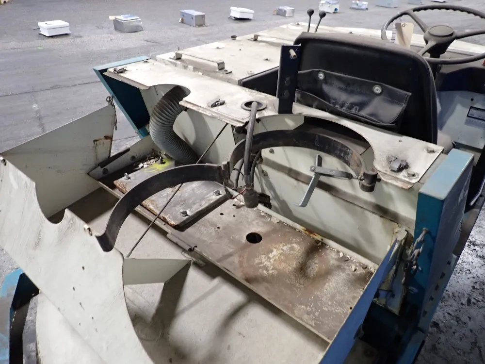 Tennant 51" Floor Scrubber - 527 Series-2