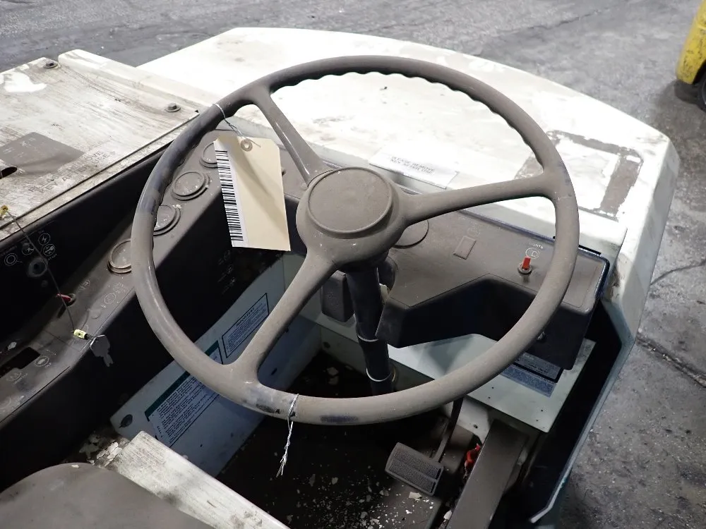 Tennant 51" Floor Scrubber - 527 Series-2