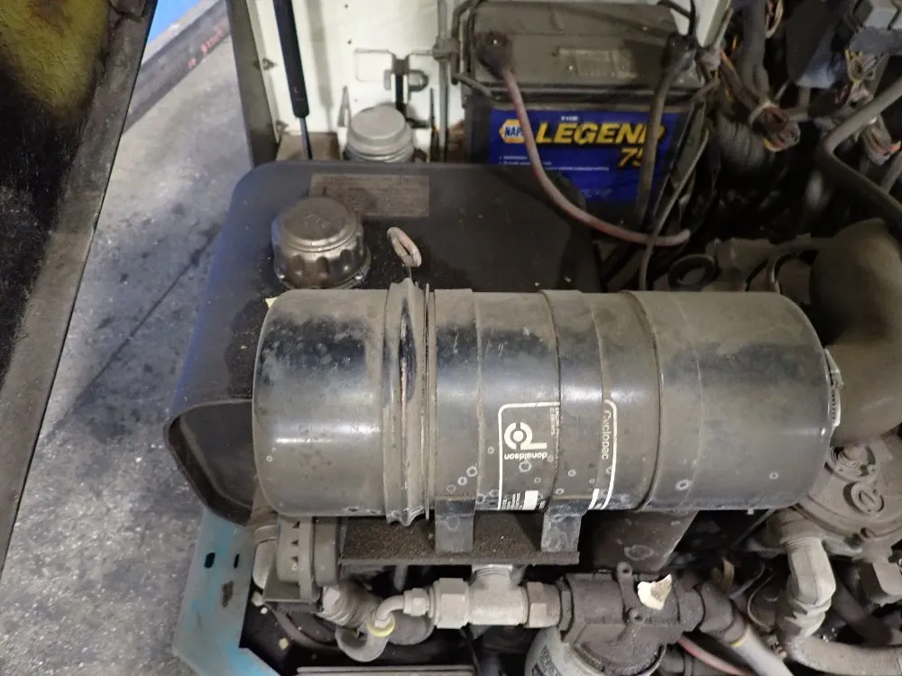 Tennant 51" Floor Scrubber - 527 Series-2