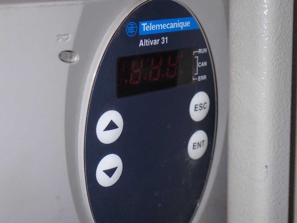 Royson 26"x10"x12" Vibratory Finisher