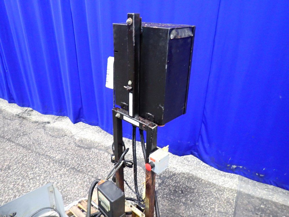 Servo 7" X 7" Table Cnc Mini Mill - Impact 2