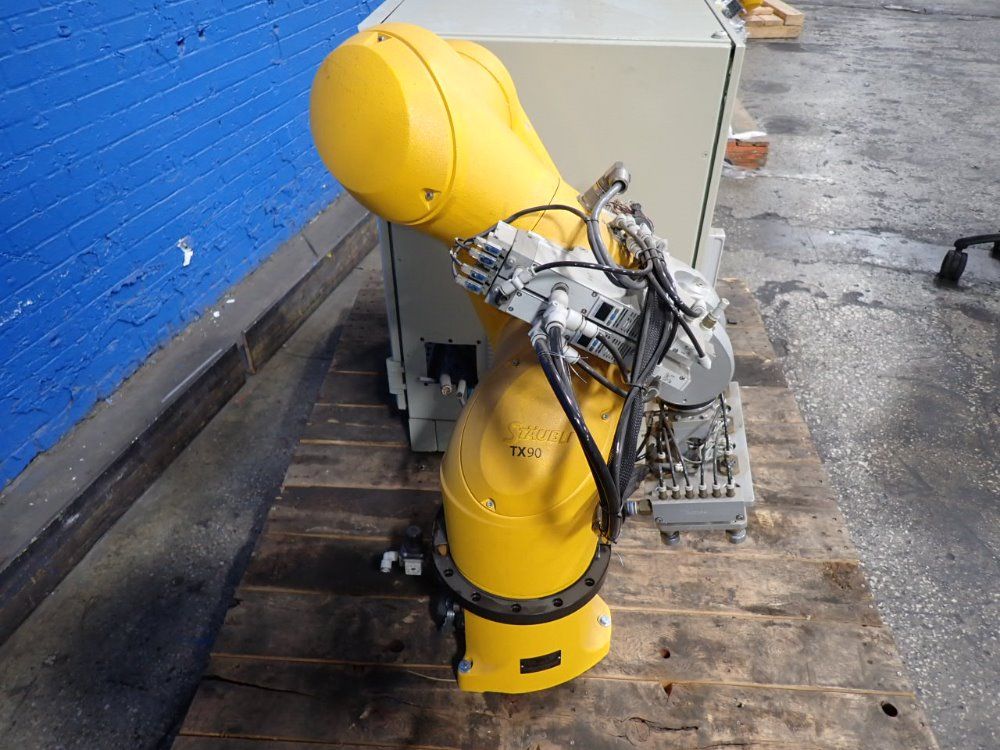 Staubli Robot - Tx90