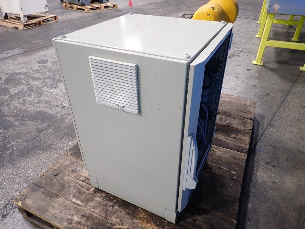 Staubli Robot - Tx90