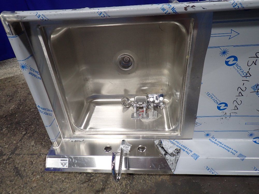 Advance Tabco 24"x12" Sink - 93-41-24-24l