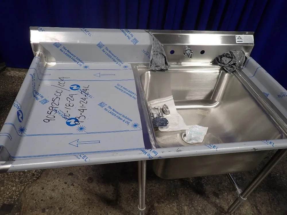 Advance Tabco 24"x12" Sink - 93-41-24-24l