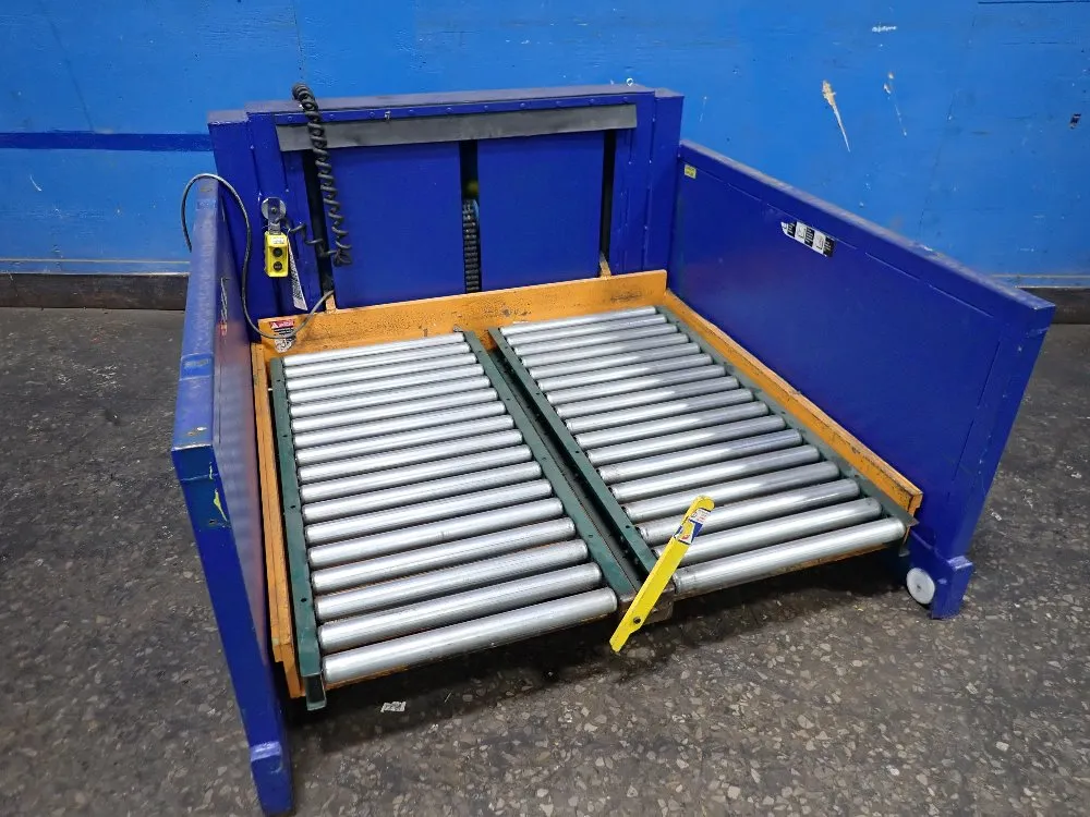 Southwest Products 2000 Lbs Lift Table - C2