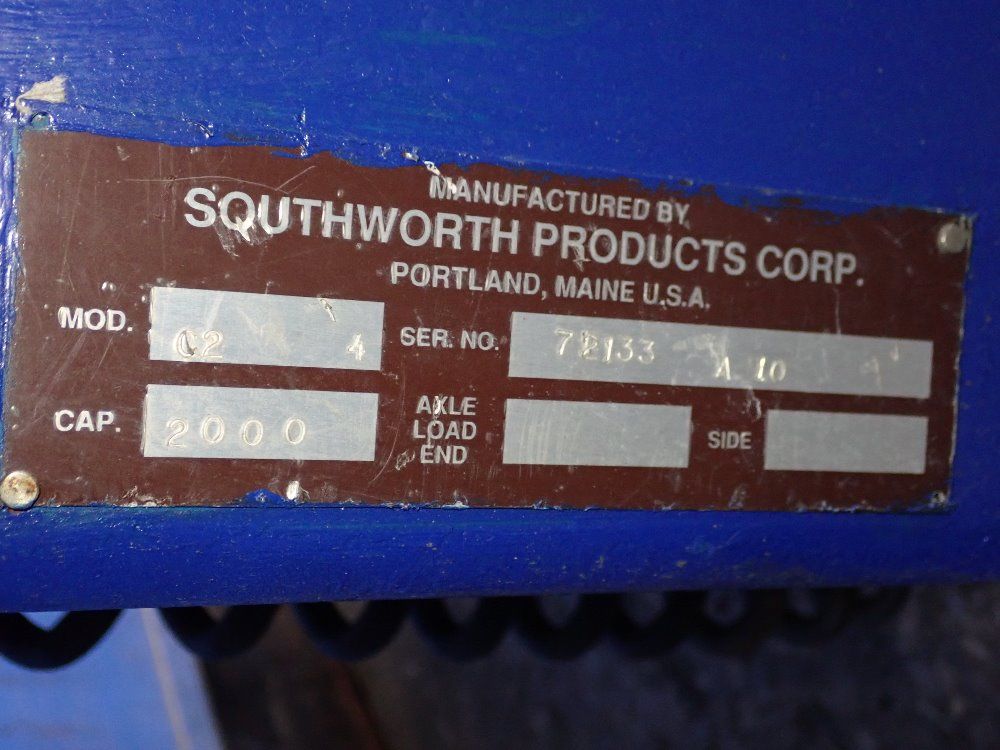 Southwest Products 2000 Lbs Lift Table - C2
