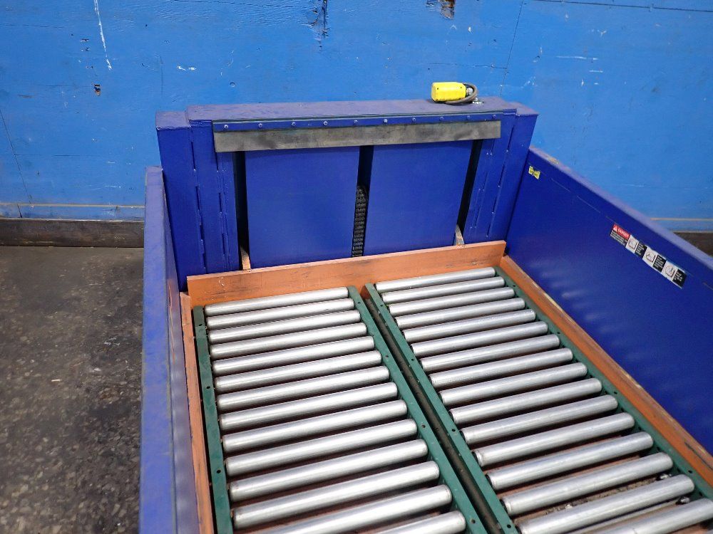 Southwest Products 2000 Lbs Lift Table