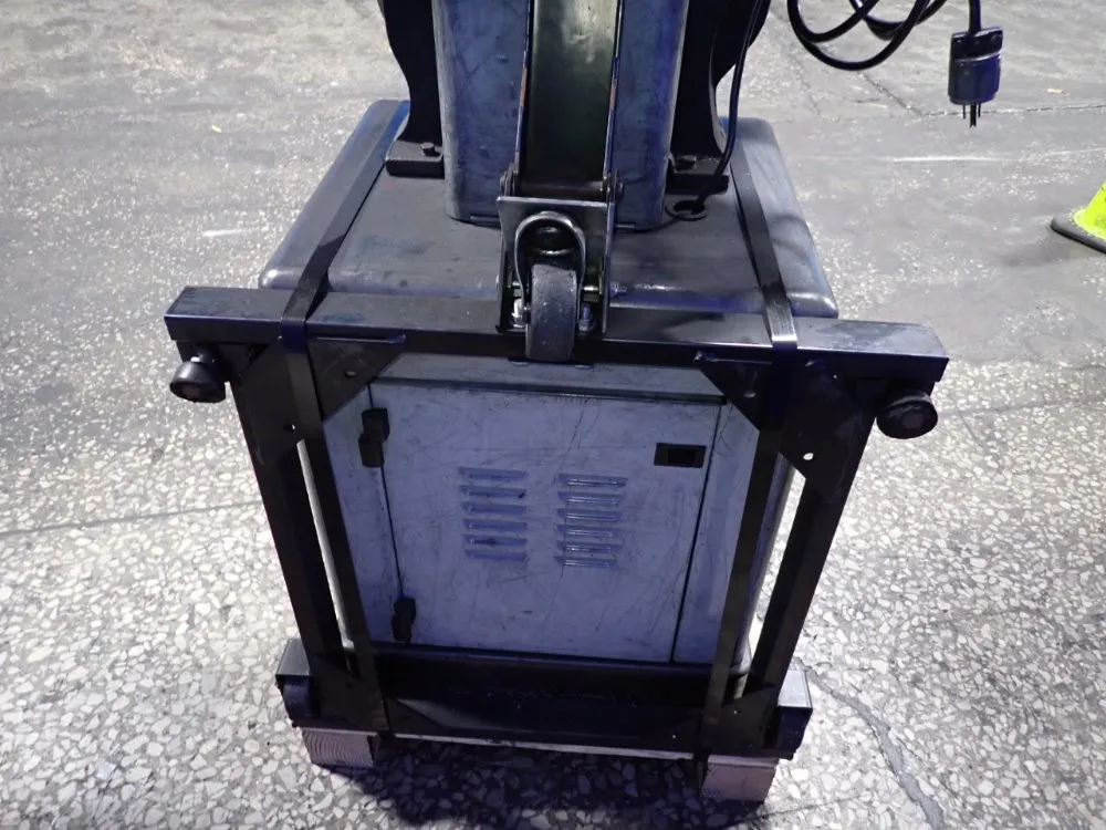 Delta 14" Throat Vertical Band Saw