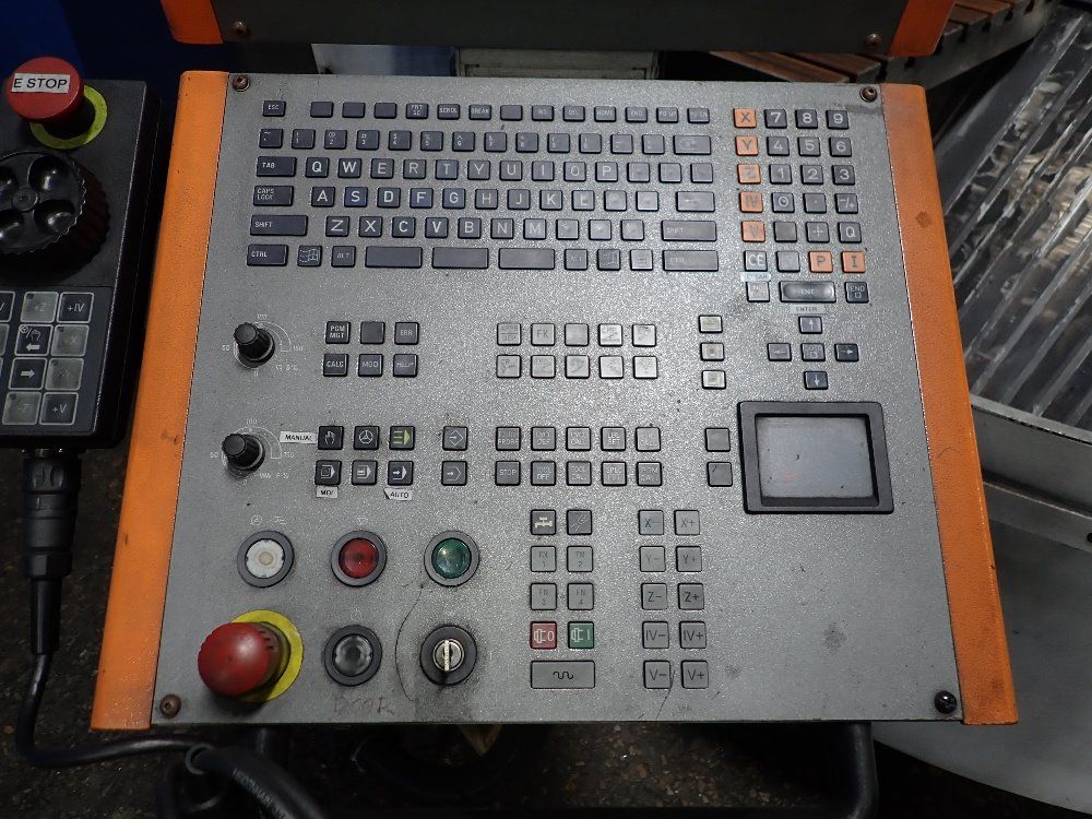 Mikron 24 1/2" X 27 1/2" Cnc Vmc - Hsm 600
