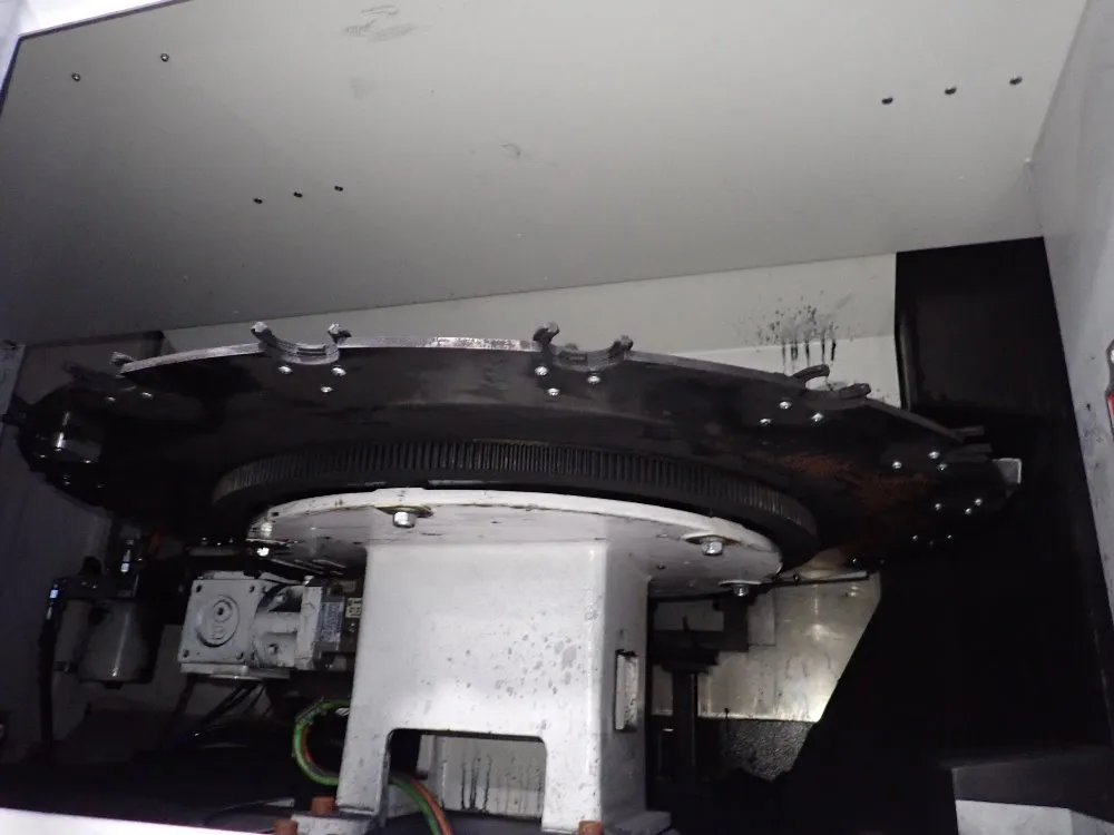 Mikron 24 1/2" X 27 1/2" Cnc Vmc - Hsm 600