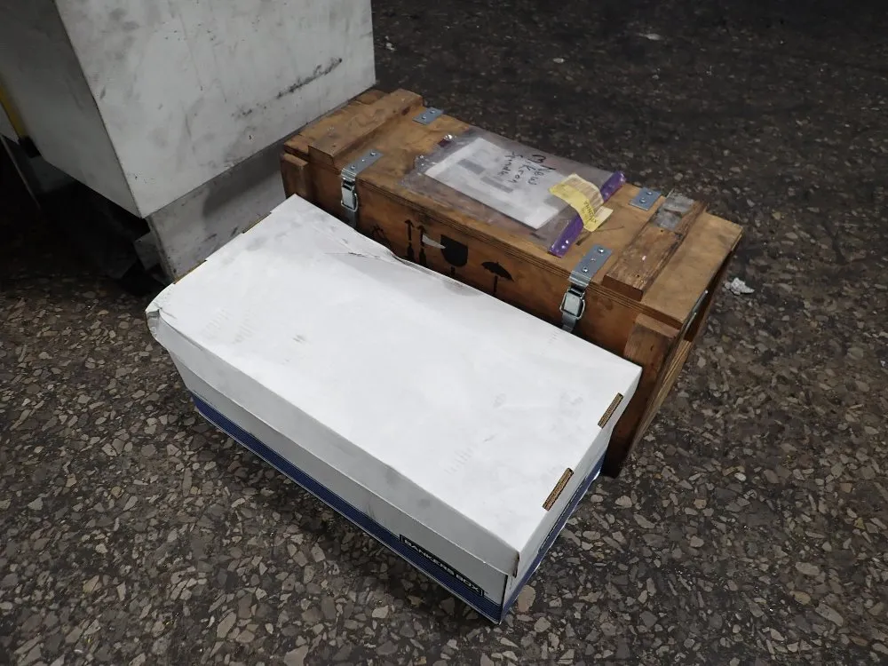 Mikron 24 1/2" X 27 1/2" Cnc Vmc - Hsm 600