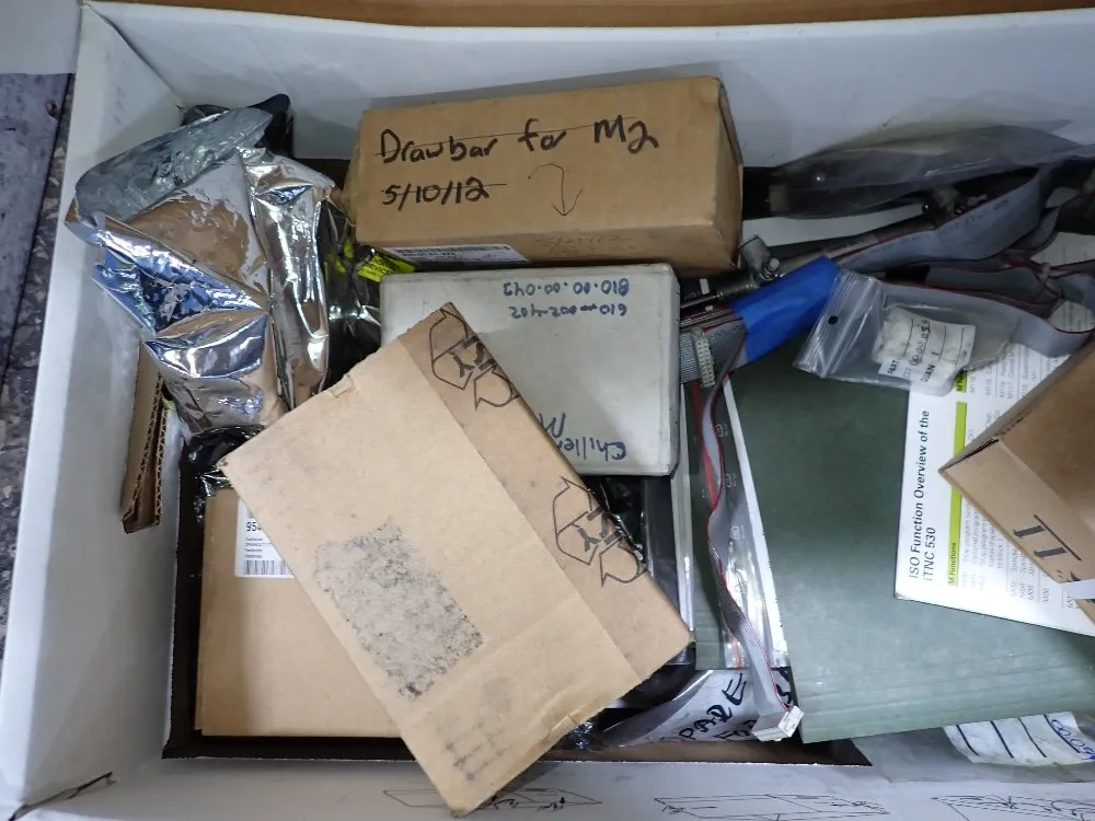 Mikron 24 1/2" X 27 1/2" Cnc Vmc - Hsm 600