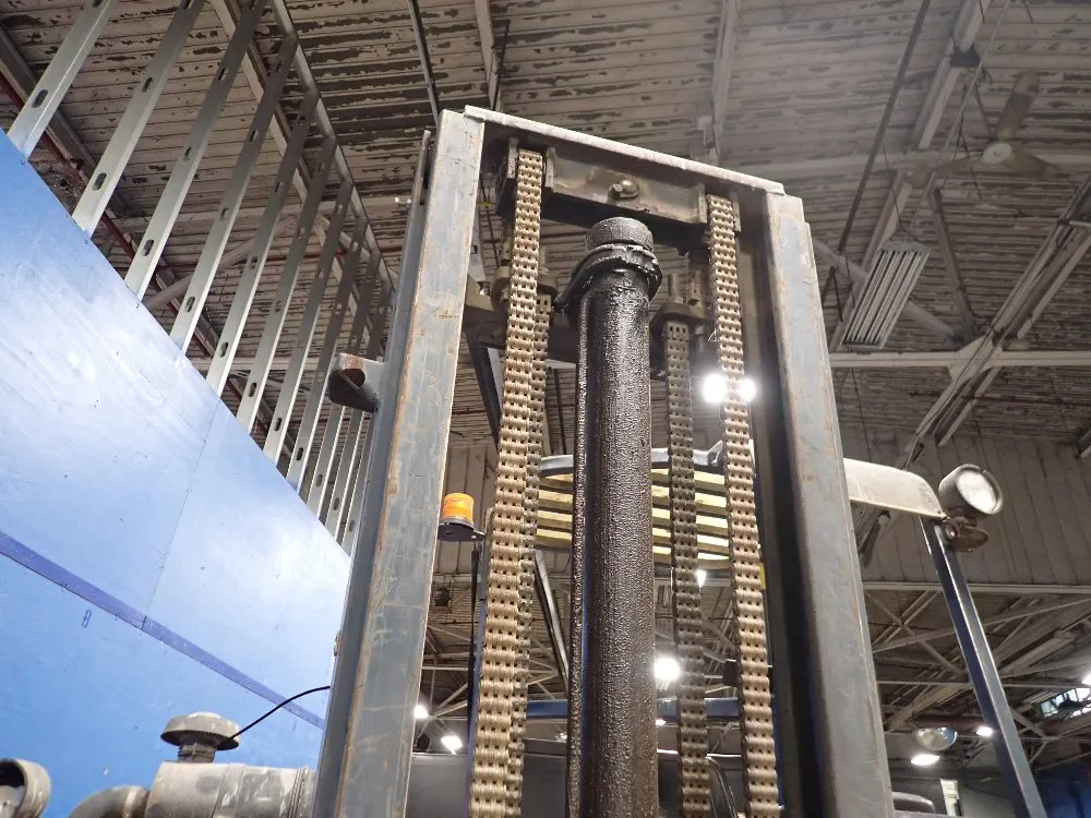 Moffett Engineering 5000 Lbs Truck Mounted Forklift - M5000w-4w