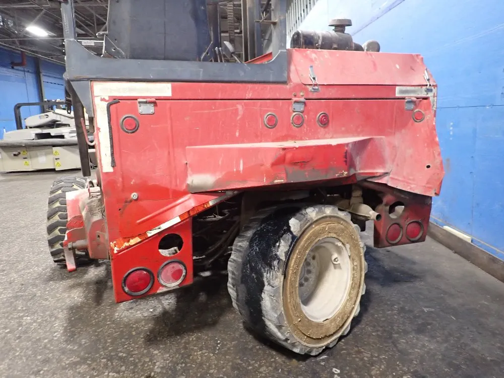 Moffett Engineering 5000 Lbs Truck Mounted Forklift - M5000w-4w