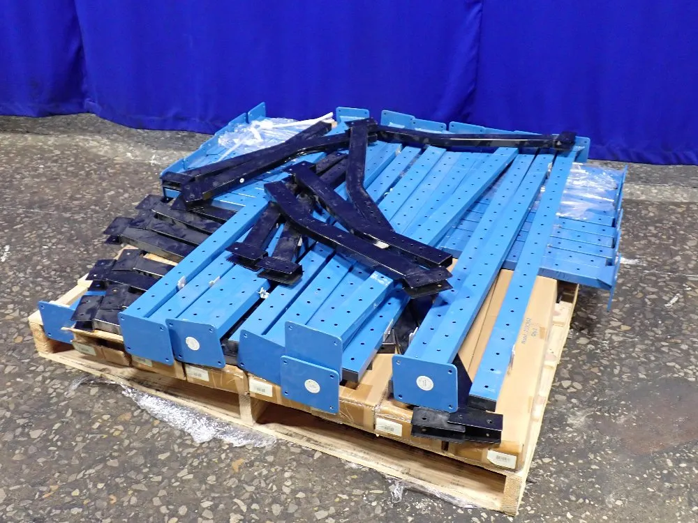 Global Industrial Arm Mount - 253cp62