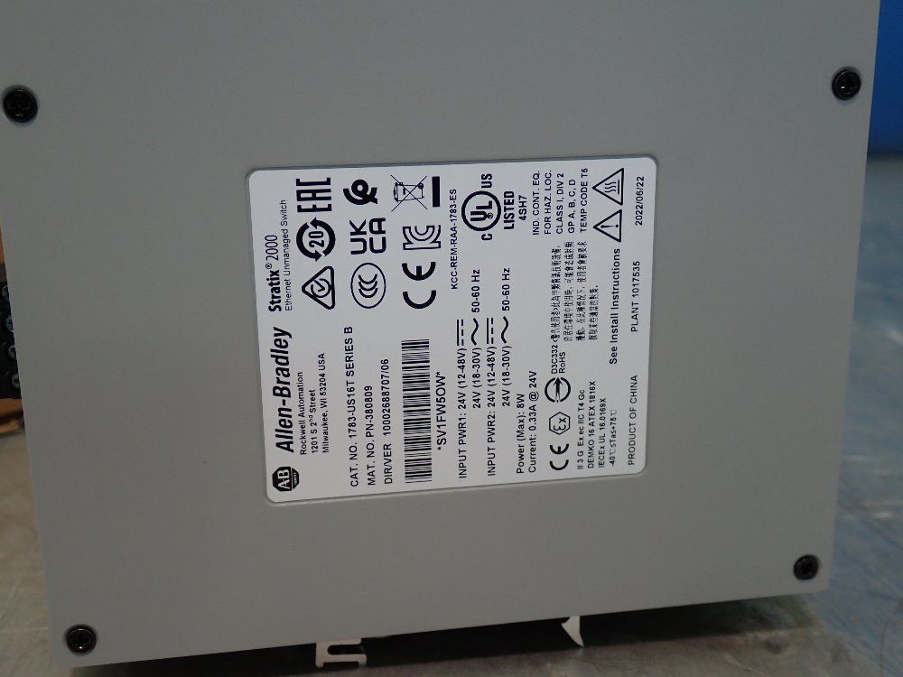 Allen Bradley Stratix 2000 Ethernet Unmanaged Switch - 1783-us16t