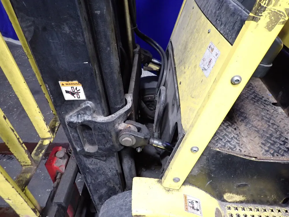 Hyster 950 Lbs Electric Forklift - E50z