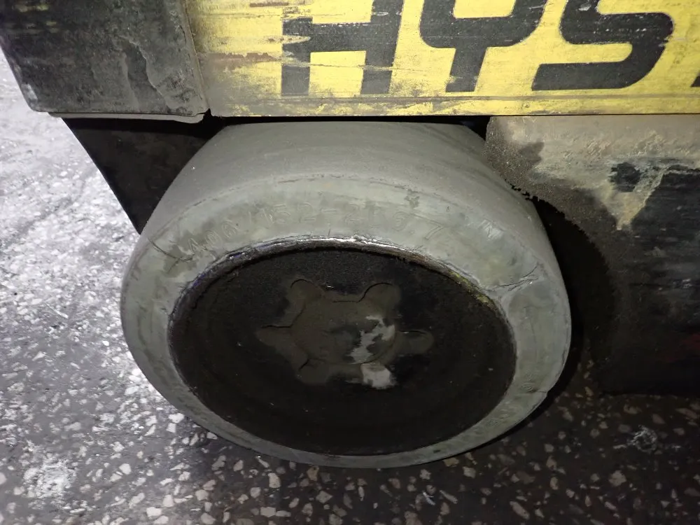 Hyster 950 Lbs Electric Forklift - E50z