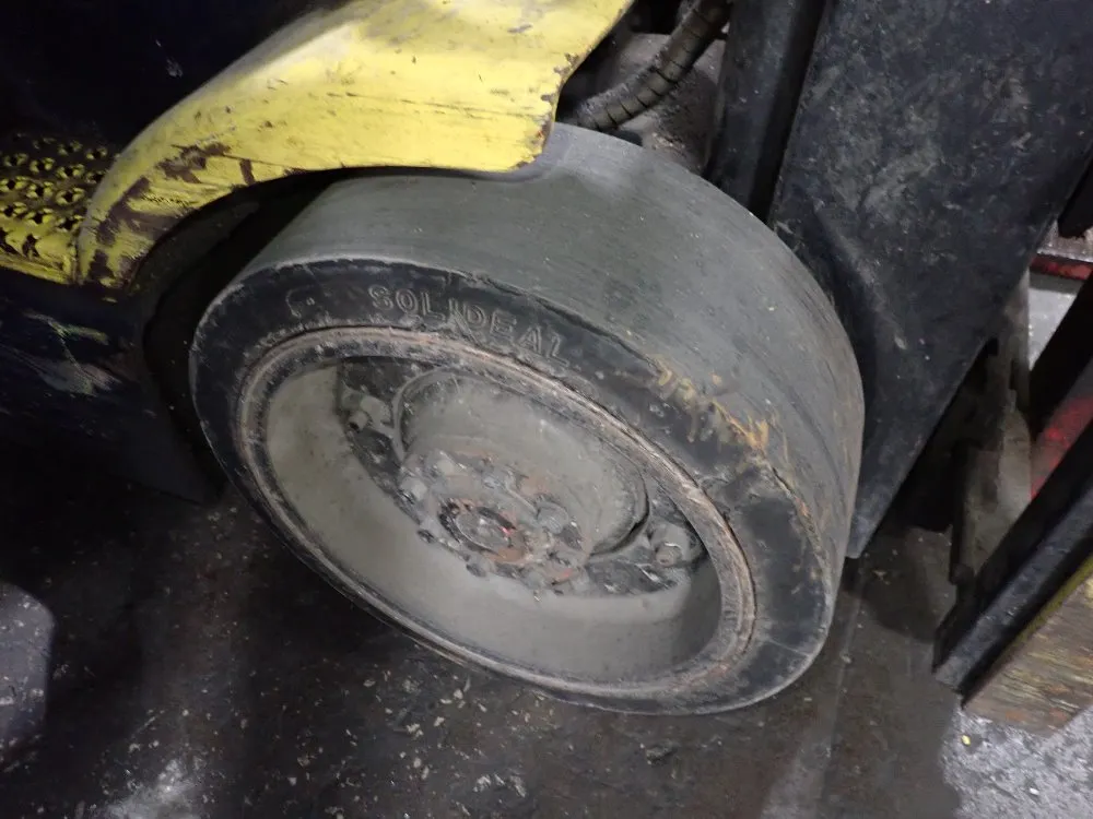 Hyster 950 Lbs Electric Forklift - E50z