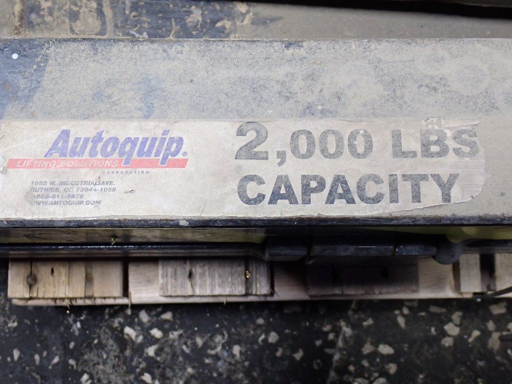 Autoquip 2000lbs Dock Lift
