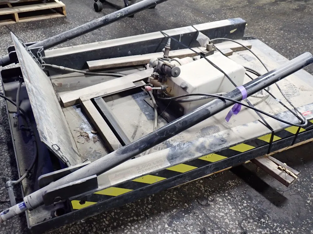 Autoquip 2000lbs Dock Lift