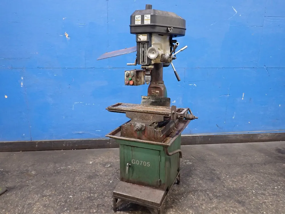 Grizzly 8" X 28 1/2" Vertical Mill - G0705